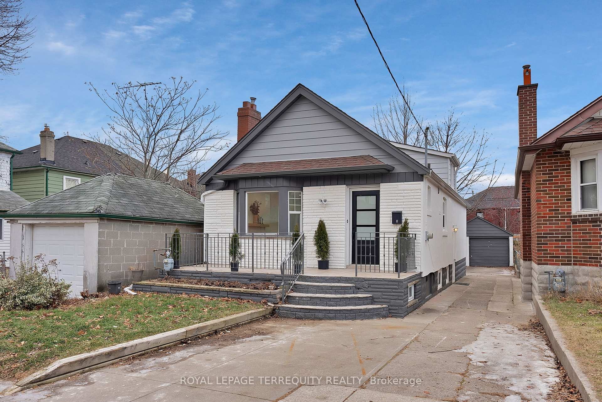 









40


Leroy

Avenue,
Toronto,




ON
M4J 4G8

