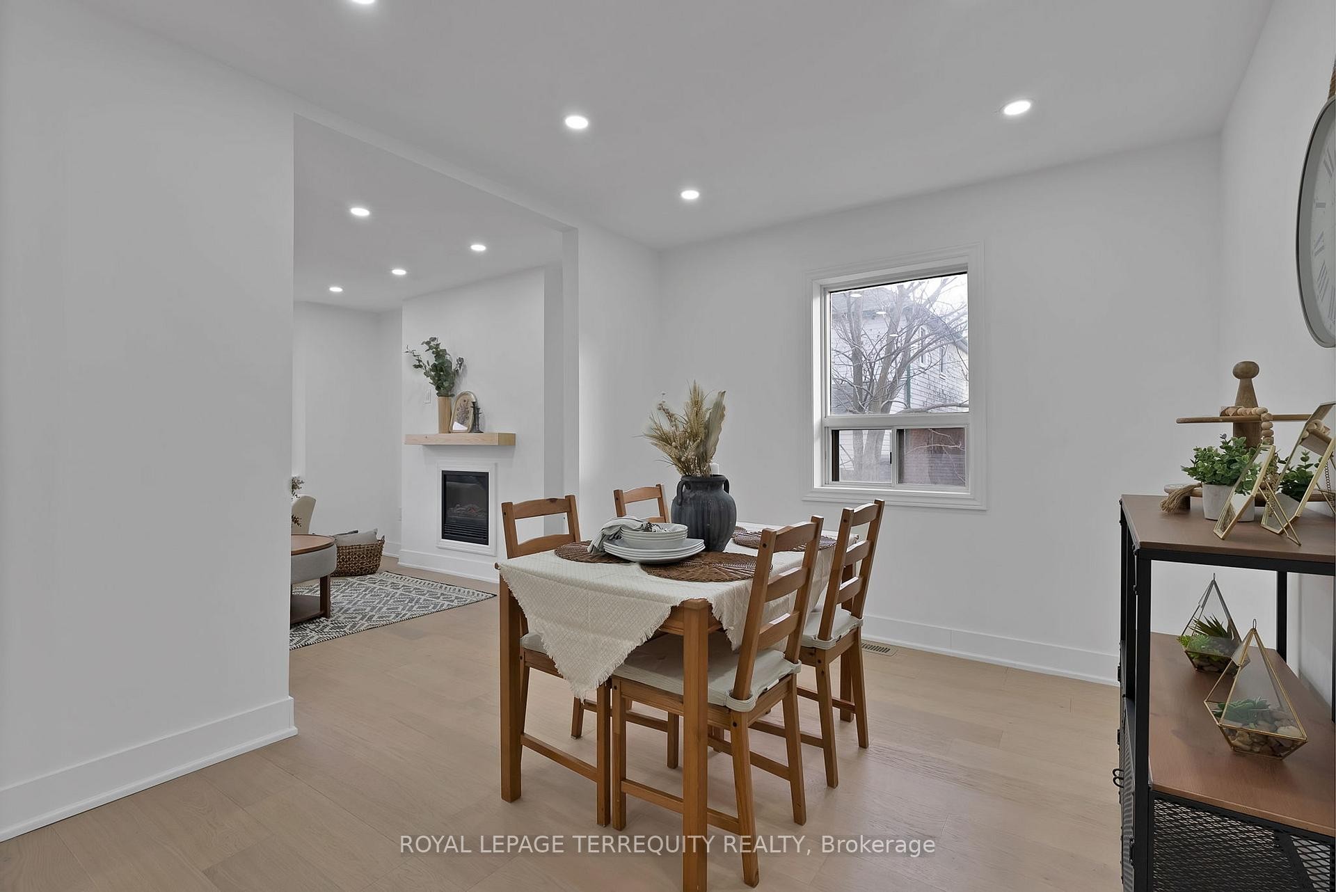 









40


Leroy

Avenue,
Toronto,




ON
M4J 4G8

