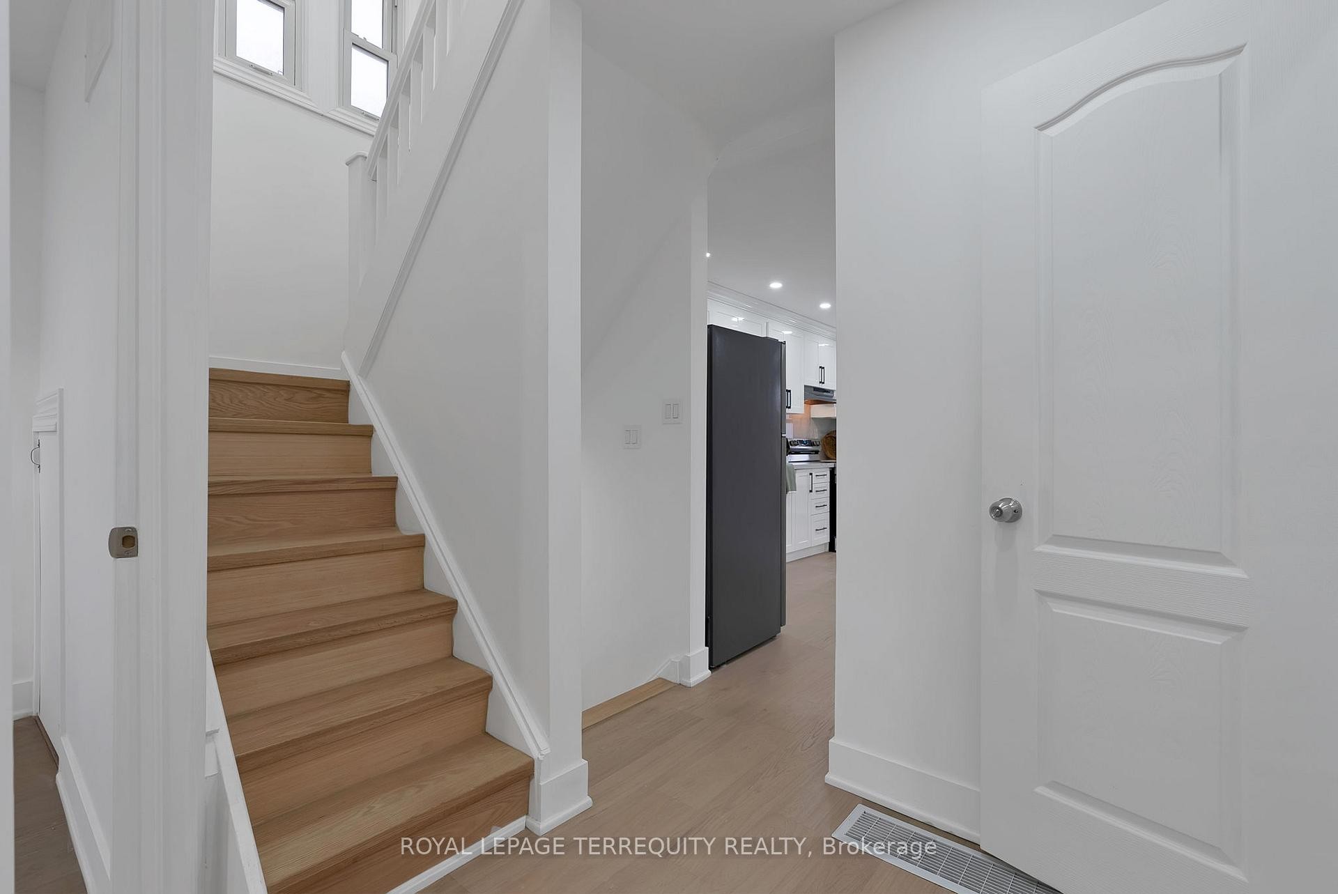 









40


Leroy

Avenue,
Toronto,




ON
M4J 4G8

