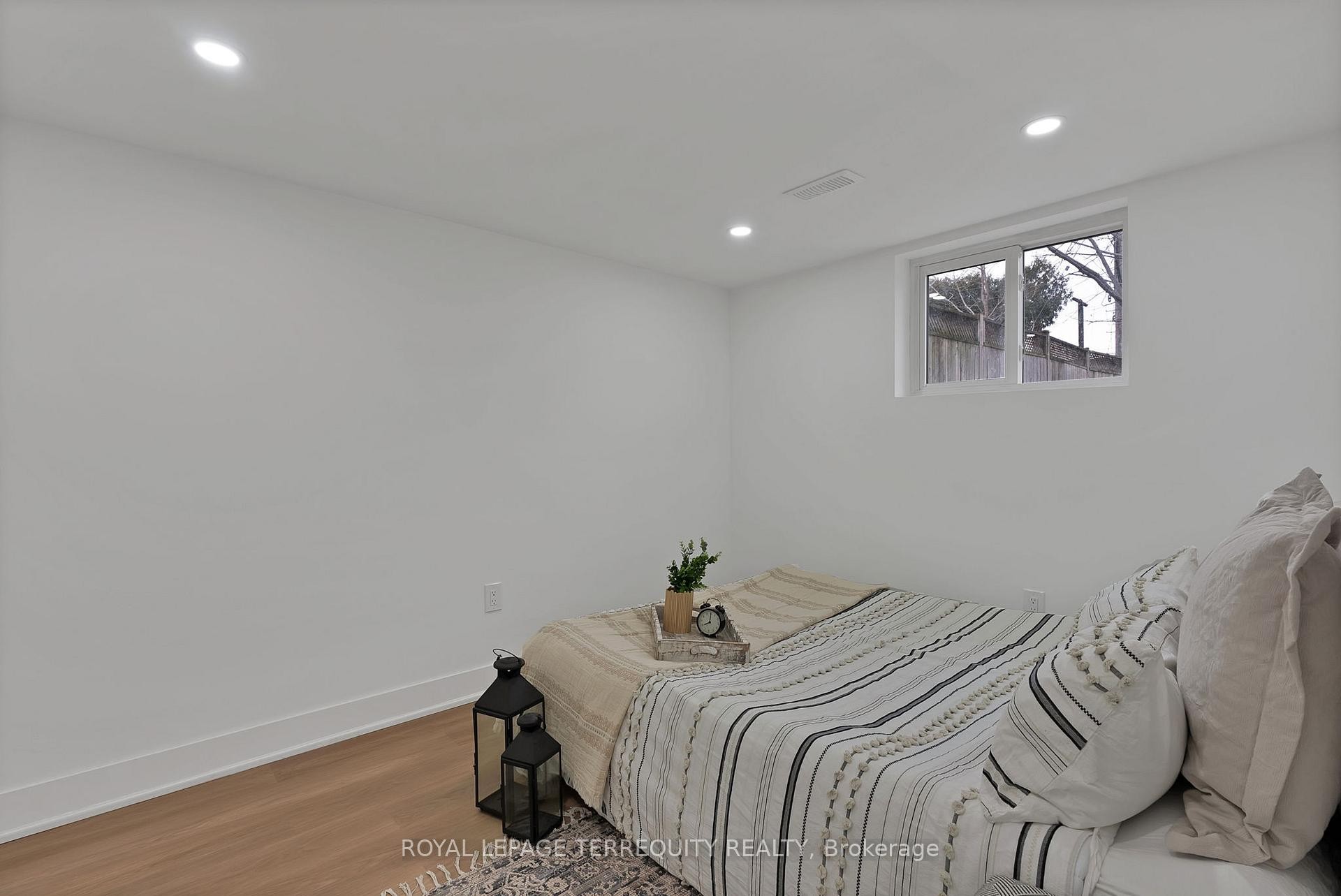 









40


Leroy

Avenue,
Toronto,




ON
M4J 4G8

