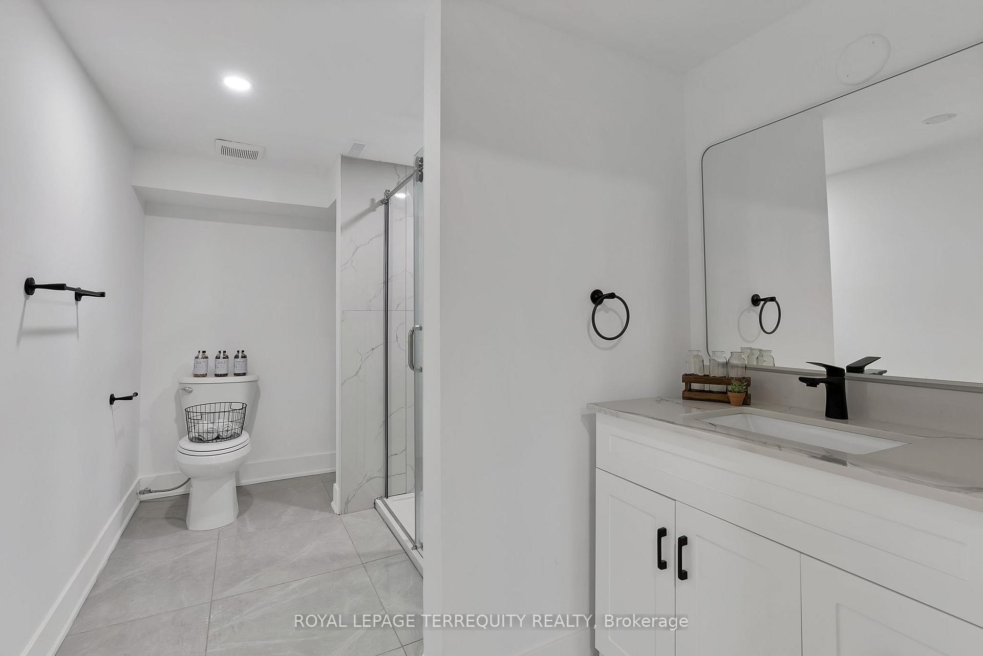 









40


Leroy

Avenue,
Toronto,




ON
M4J 4G8

