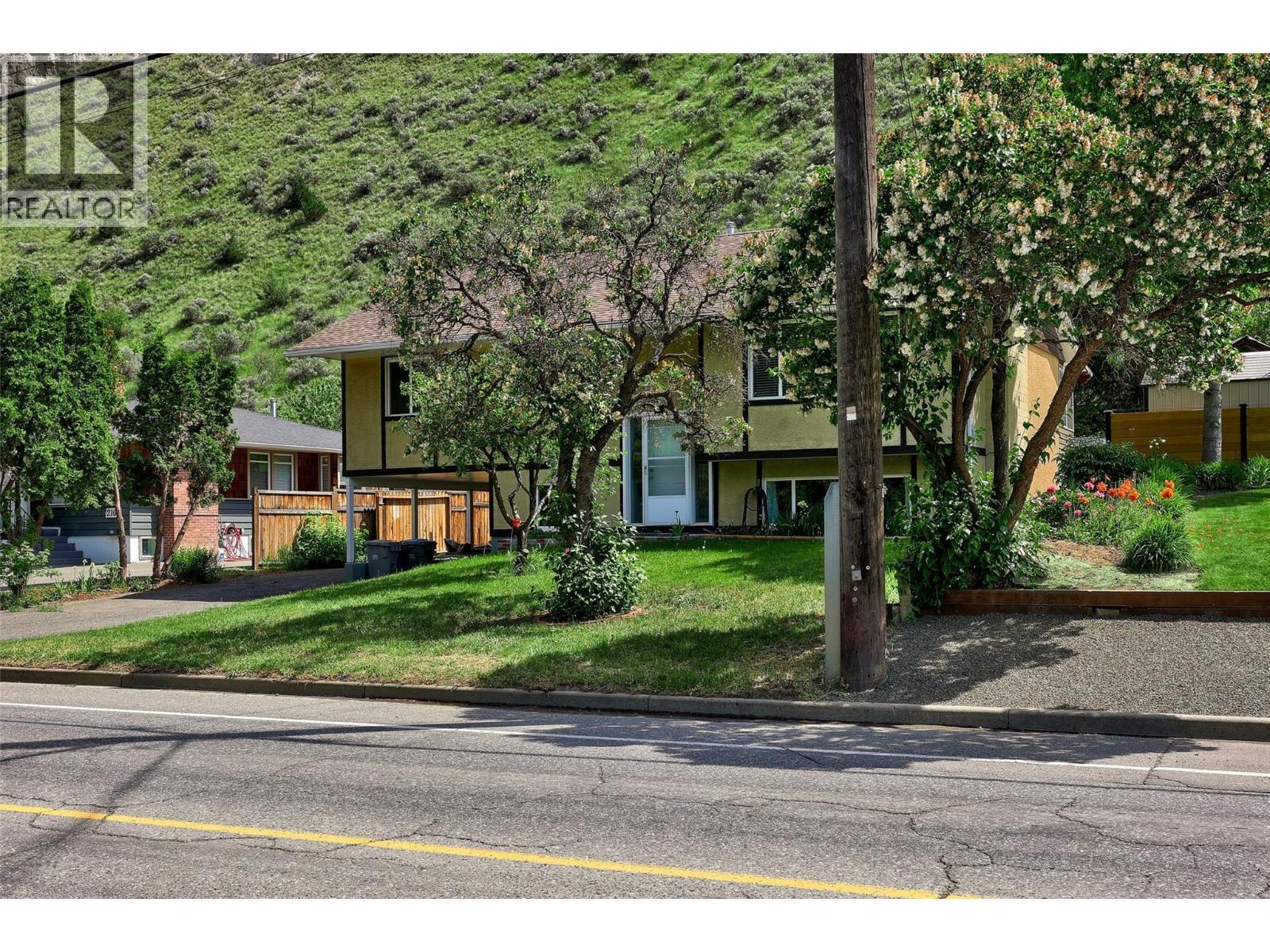 












2103 Valleyview Drive

,
Kamloops,




British Columbia
V2C4C3

