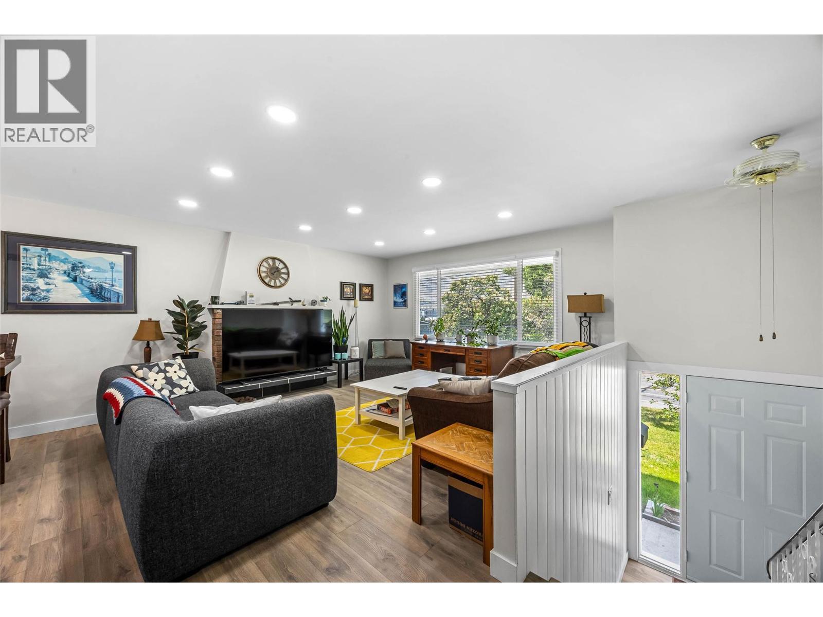 












2103 Valleyview Drive

,
Kamloops,




British Columbia
V2C4C3

