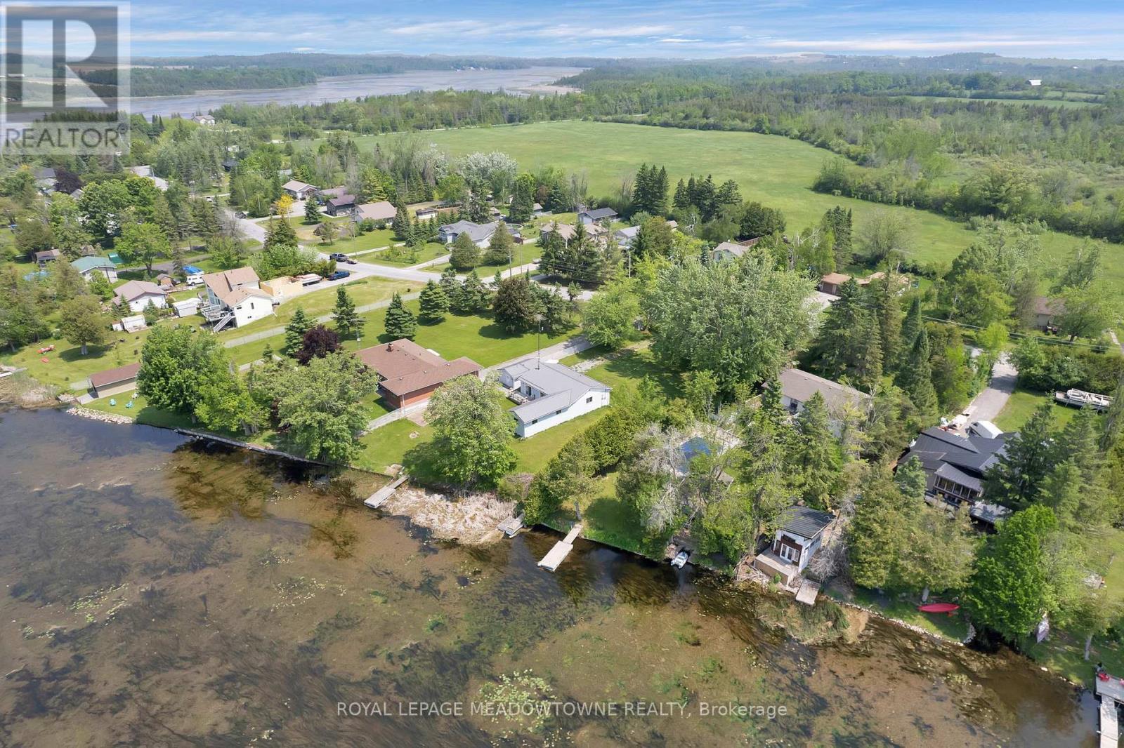 












46 HAWKE DRIVE

,
Kawartha Lakes,




Ontario
K0L2W0

