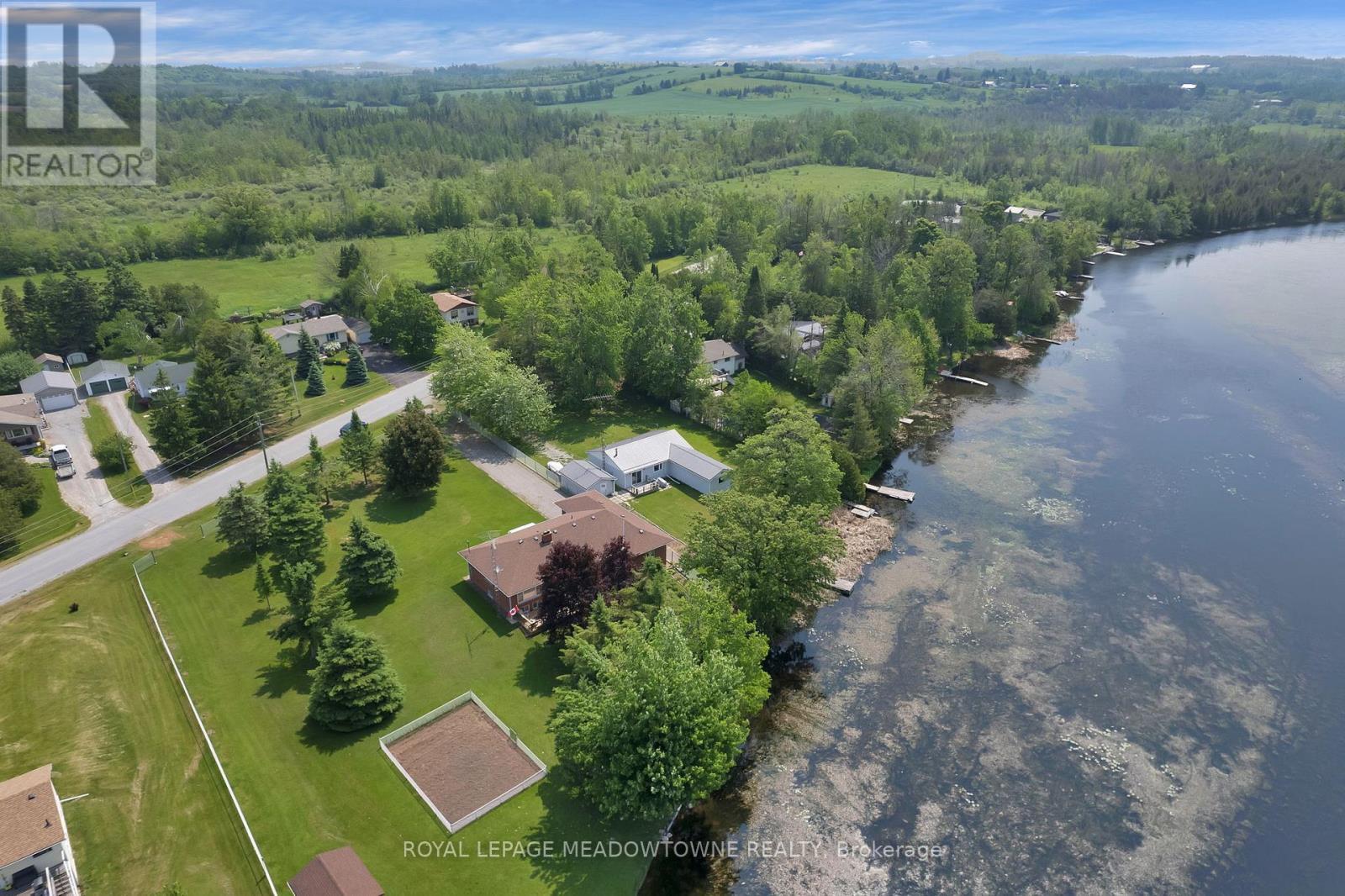 












46 HAWKE DRIVE

,
Kawartha Lakes,




Ontario
K0L2W0

