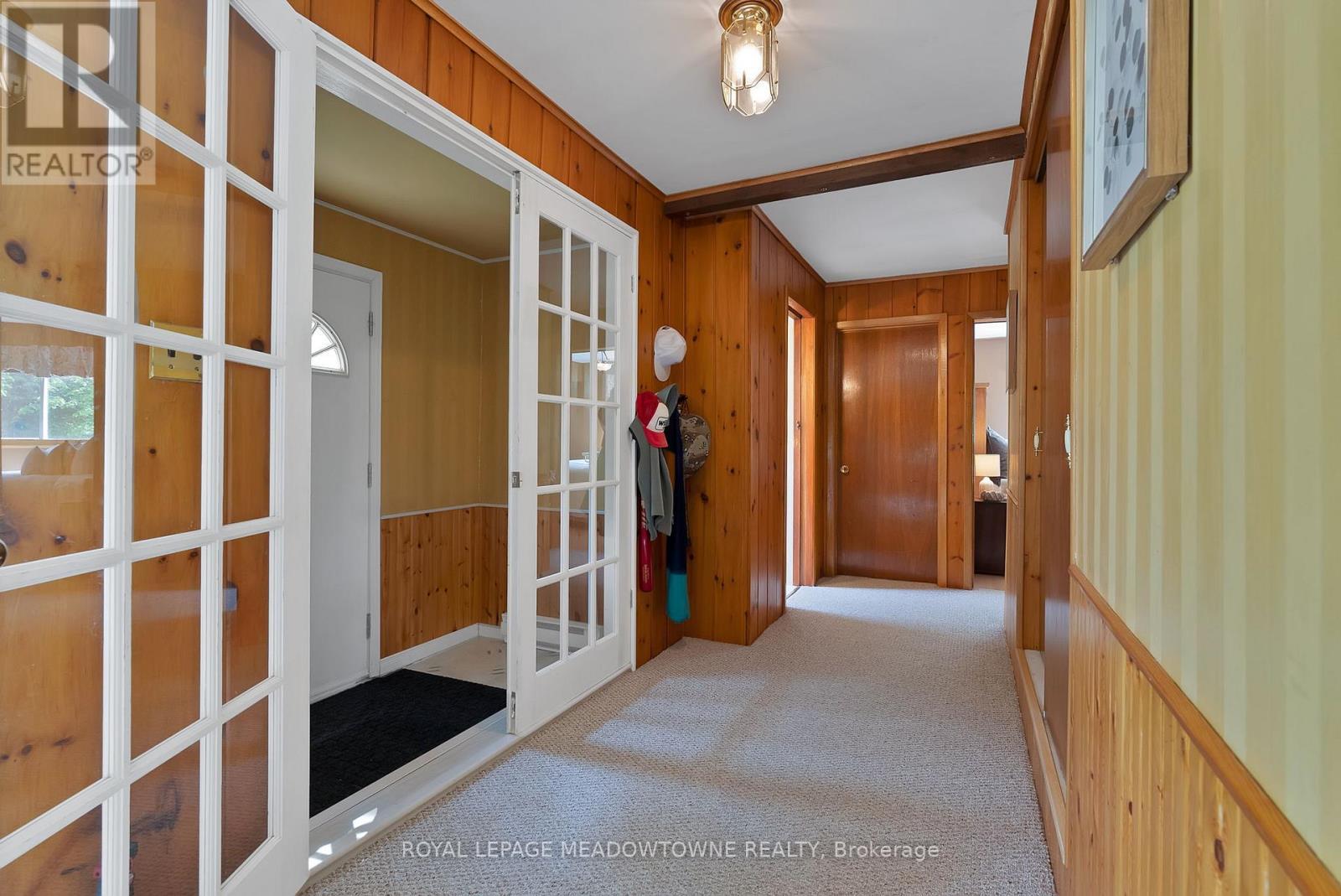 












46 HAWKE DRIVE

,
Kawartha Lakes,




Ontario
K0L2W0


