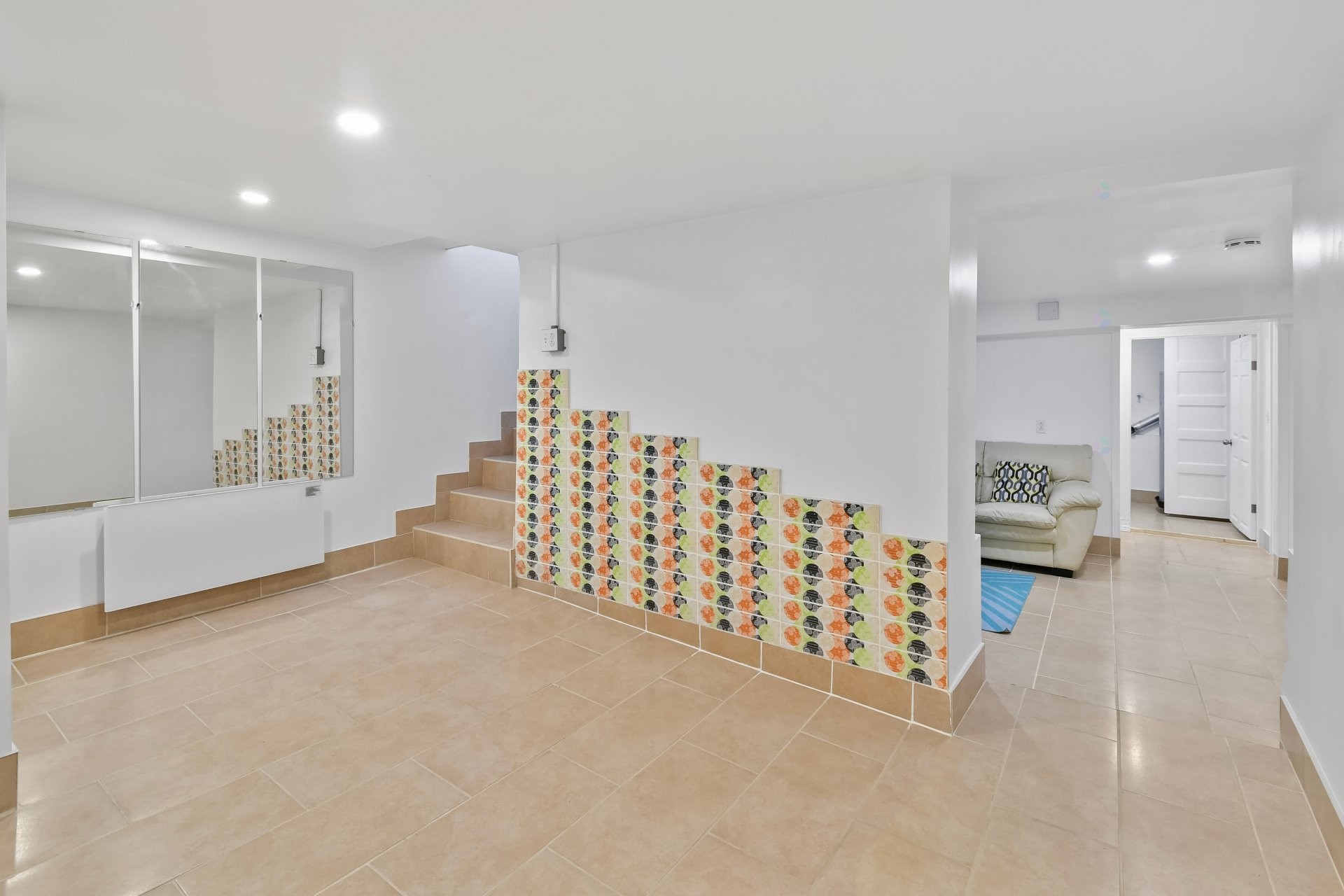









2810


Rue Paul-Pau

,
Montréal (Mercier/Hochelaga-Maisonneuve),




QC
H1L4L7

