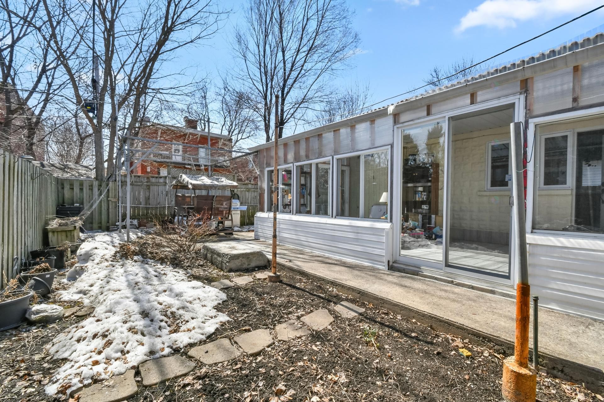 









2810


Rue Paul-Pau

,
Montréal (Mercier/Hochelaga-Maisonneuve),




QC
H1L4L7

