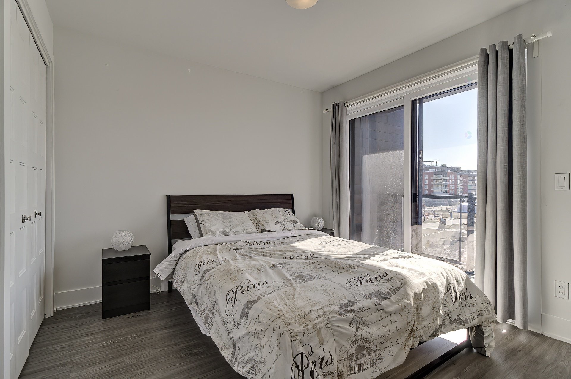 









399

 - 403


Rue d'Ambre

,
Candiac,




QC
J5R3L6

