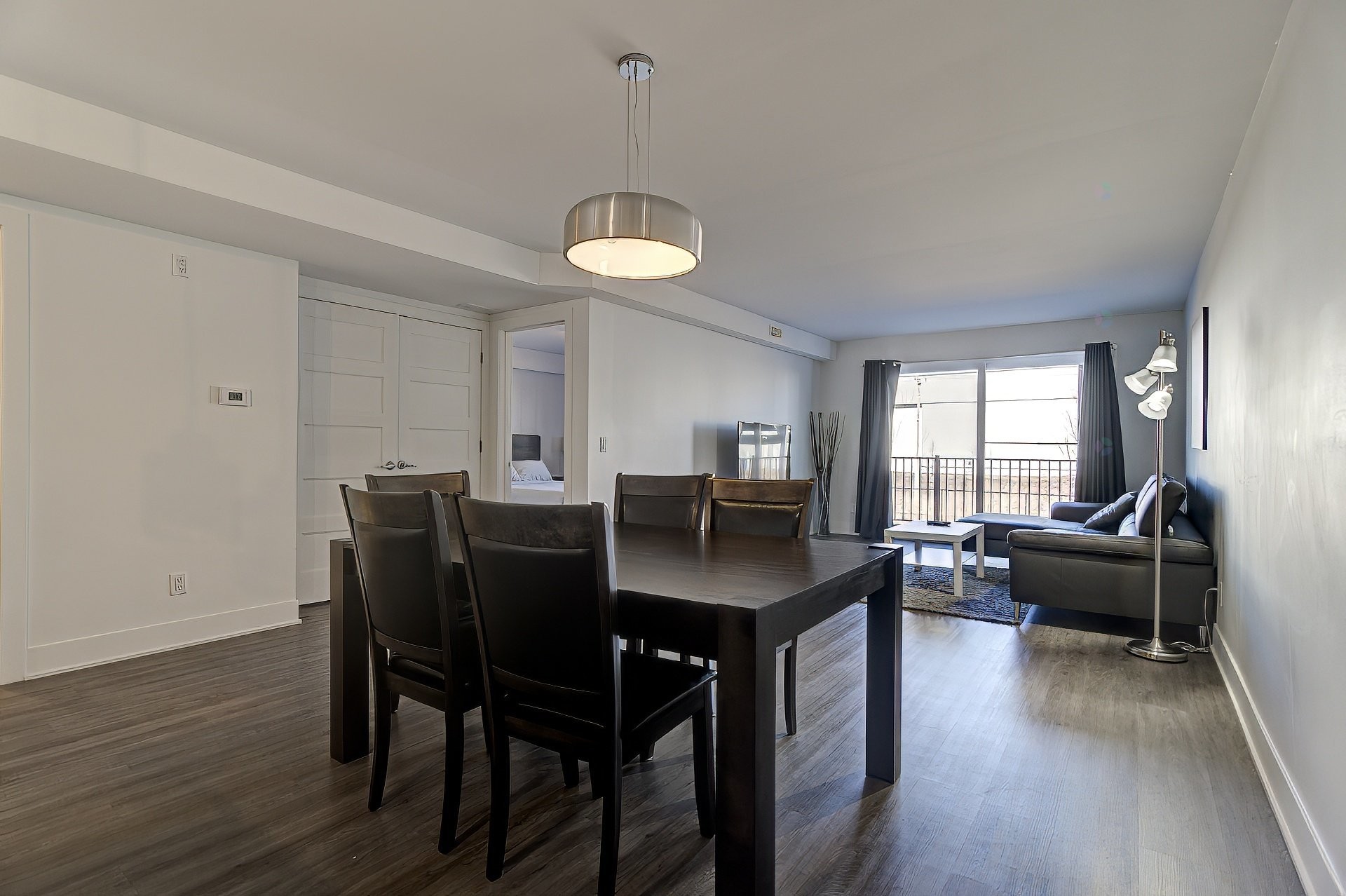 









399

 - 403


Rue d'Ambre

,
Candiac,




QC
J5R3L6

