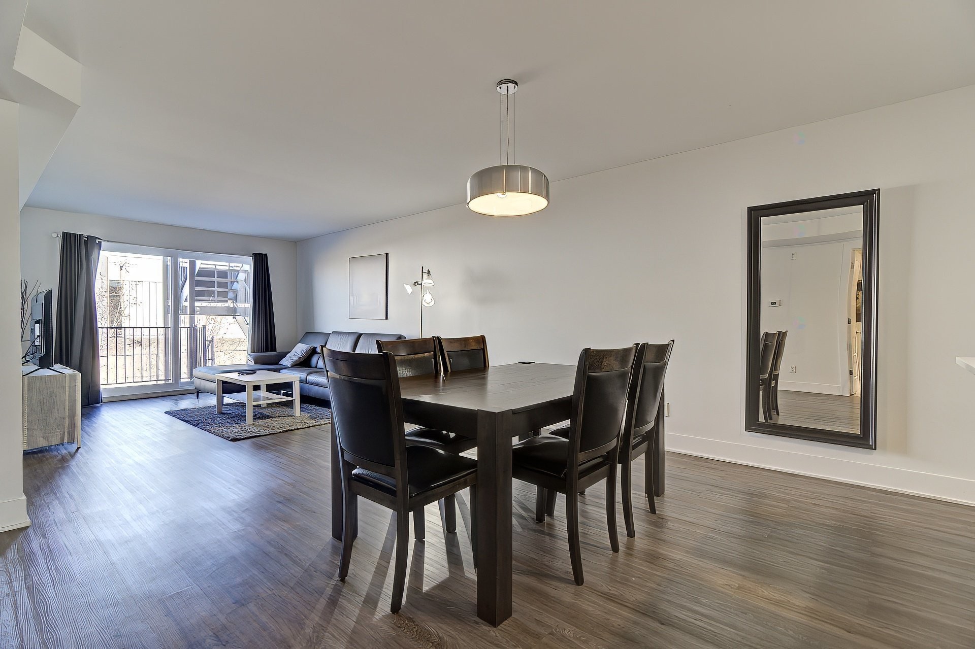 









399

 - 403


Rue d'Ambre

,
Candiac,




QC
J5R3L6

