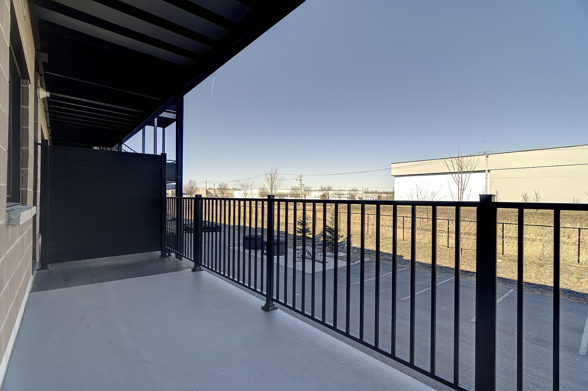 









399

 - 403


Rue d'Ambre

,
Candiac,




QC
J5R3L6

