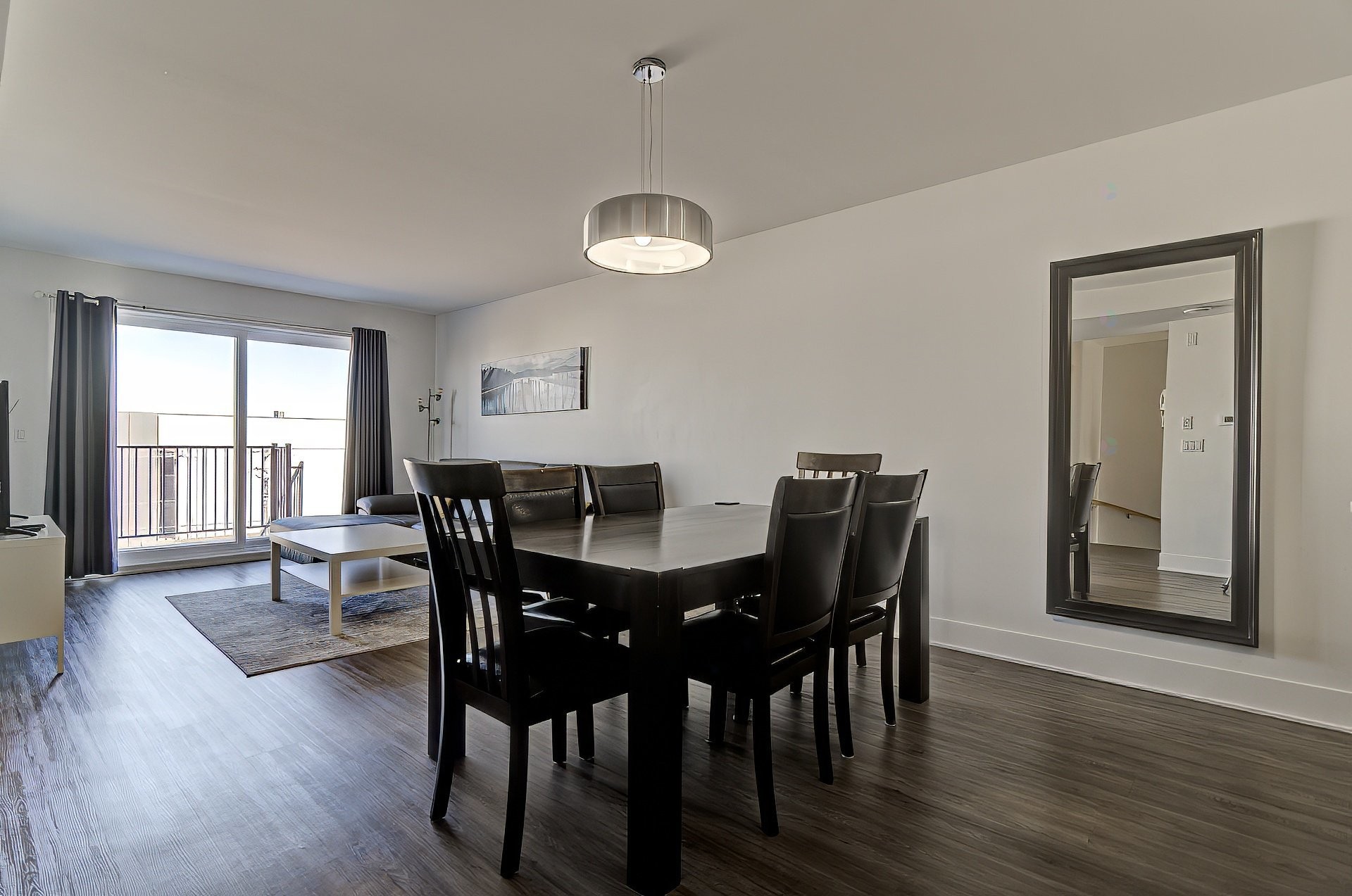 









399

 - 403


Rue d'Ambre

,
Candiac,




QC
J5R3L6

