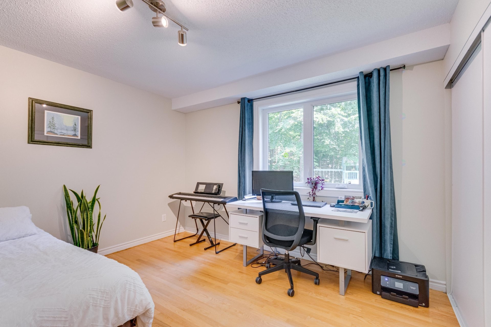 









14


Rue de Jasper

,
Cantley,




QC
J8V3B2

