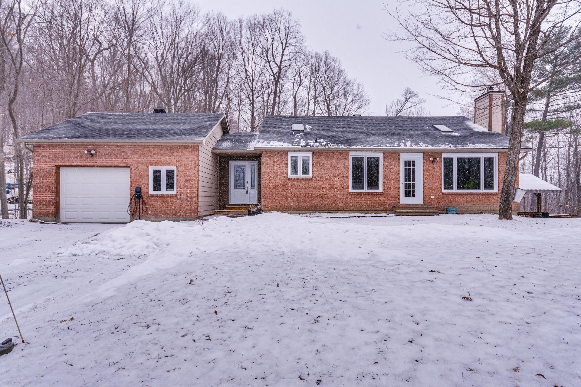 









14


Rue de Jasper

,
Cantley,




QC
J8V3B2

