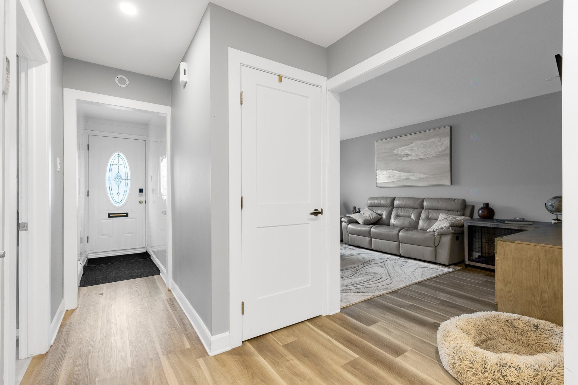 









11641

 - 11645


Av. Laurier

,
Montréal (Montréal-Nord),




QC
H1G4A8

