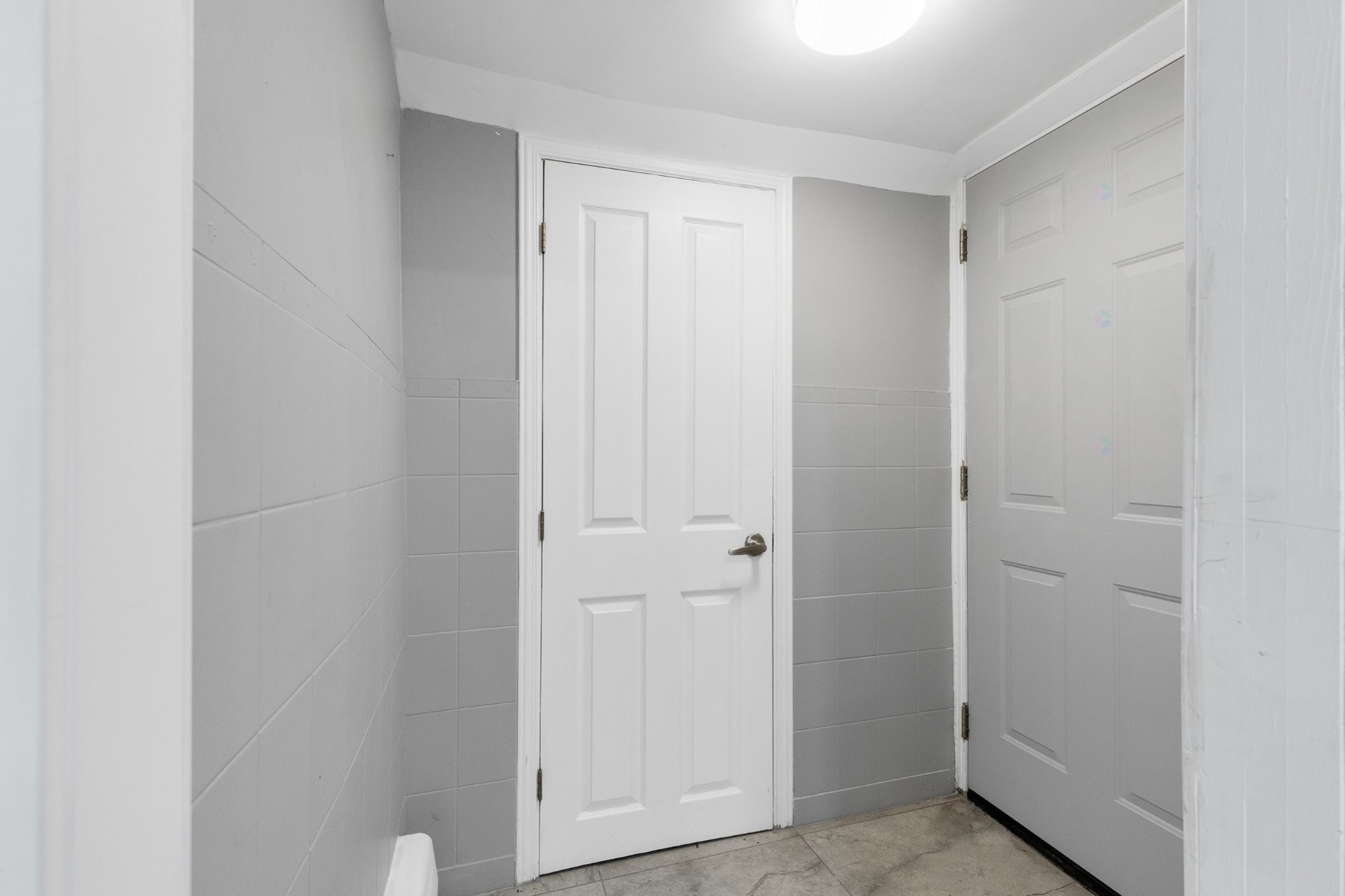 









11641

 - 11645


Av. Laurier

,
Montréal (Montréal-Nord),




QC
H1G4A8

