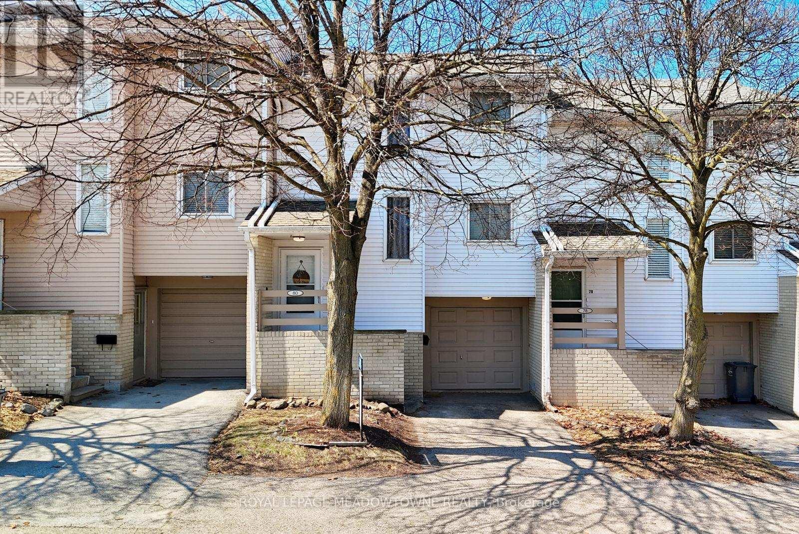 












74 - 80 LYNDEN CIRCLE

,
Halton Hills,




Ontario
L7G4Y8

