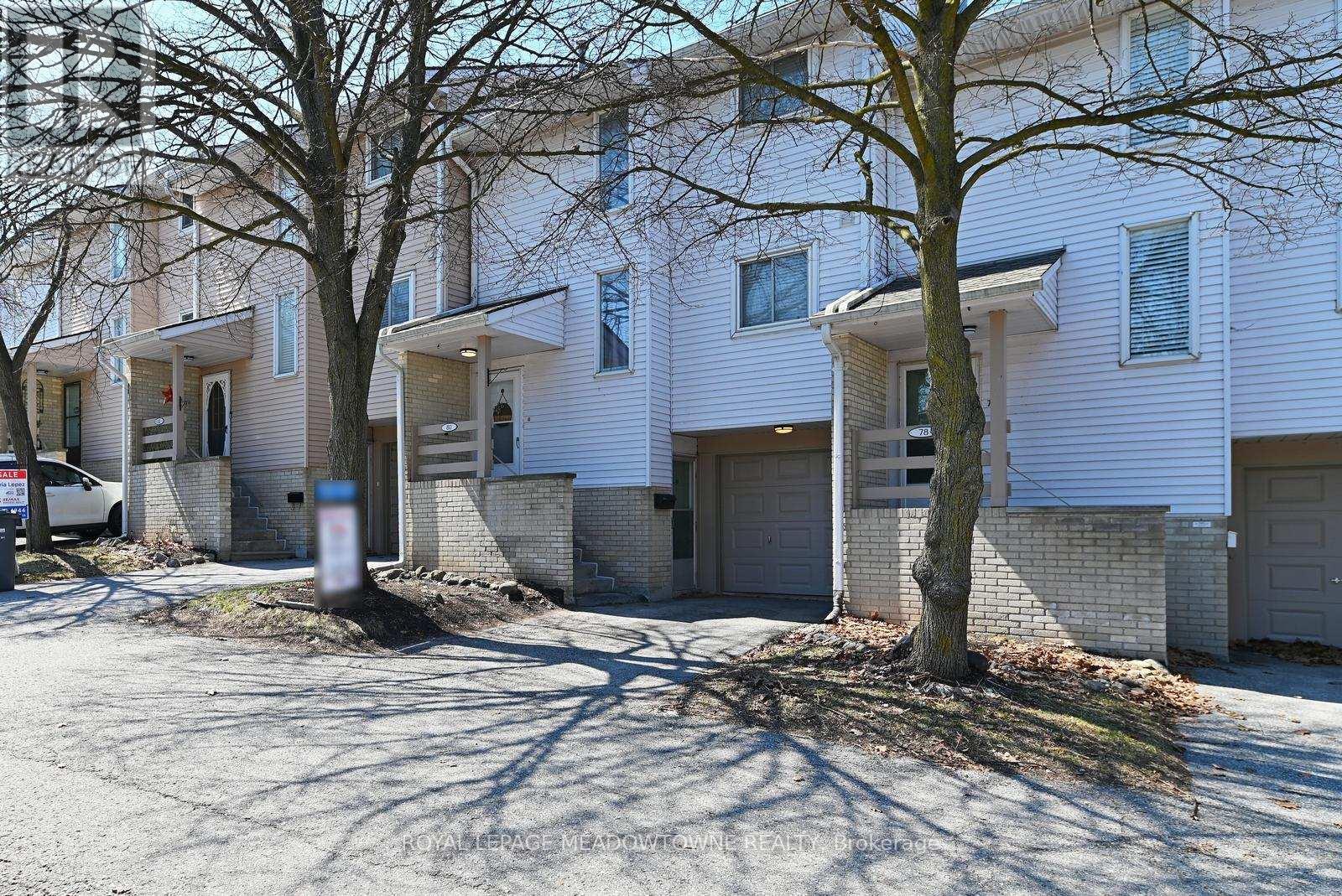 












74 - 80 LYNDEN CIRCLE

,
Halton Hills,




Ontario
L7G4Y8

