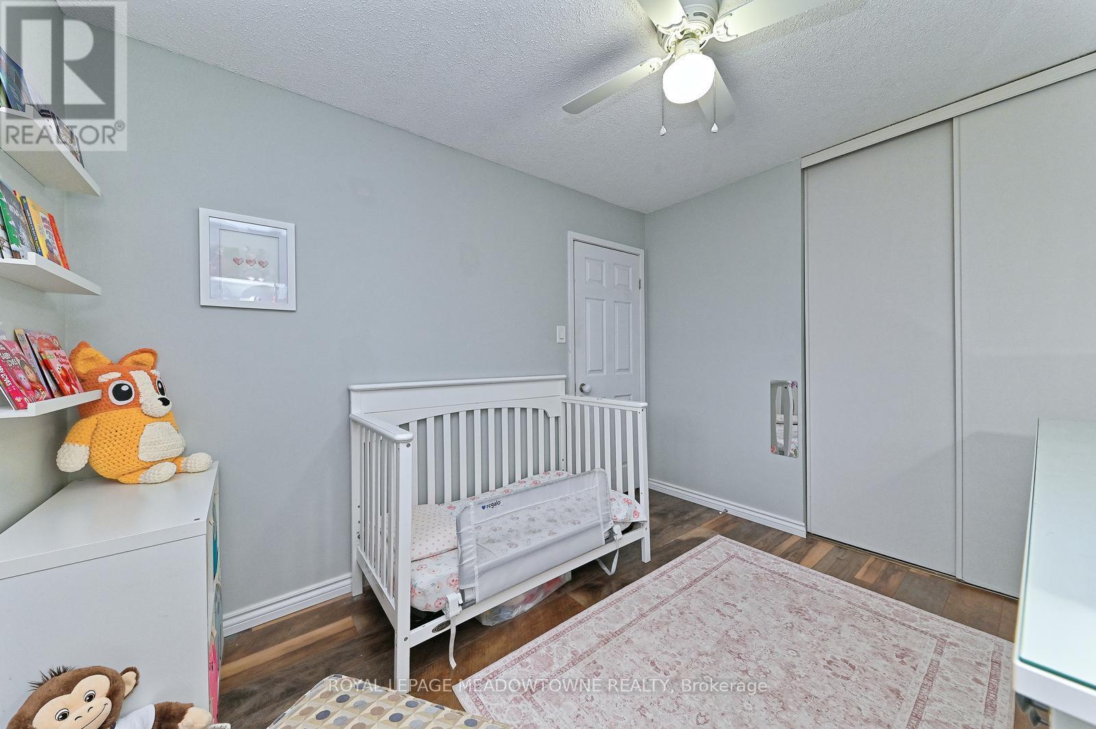 












74 - 80 LYNDEN CIRCLE

,
Halton Hills,




Ontario
L7G4Y8

