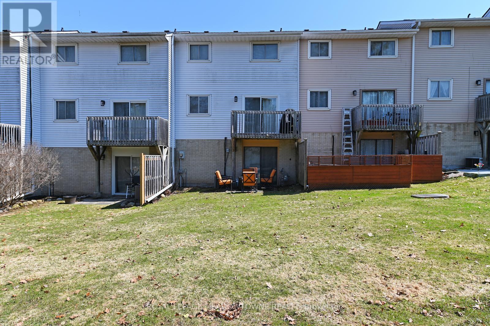 












74 - 80 LYNDEN CIRCLE

,
Halton Hills,




Ontario
L7G4Y8

