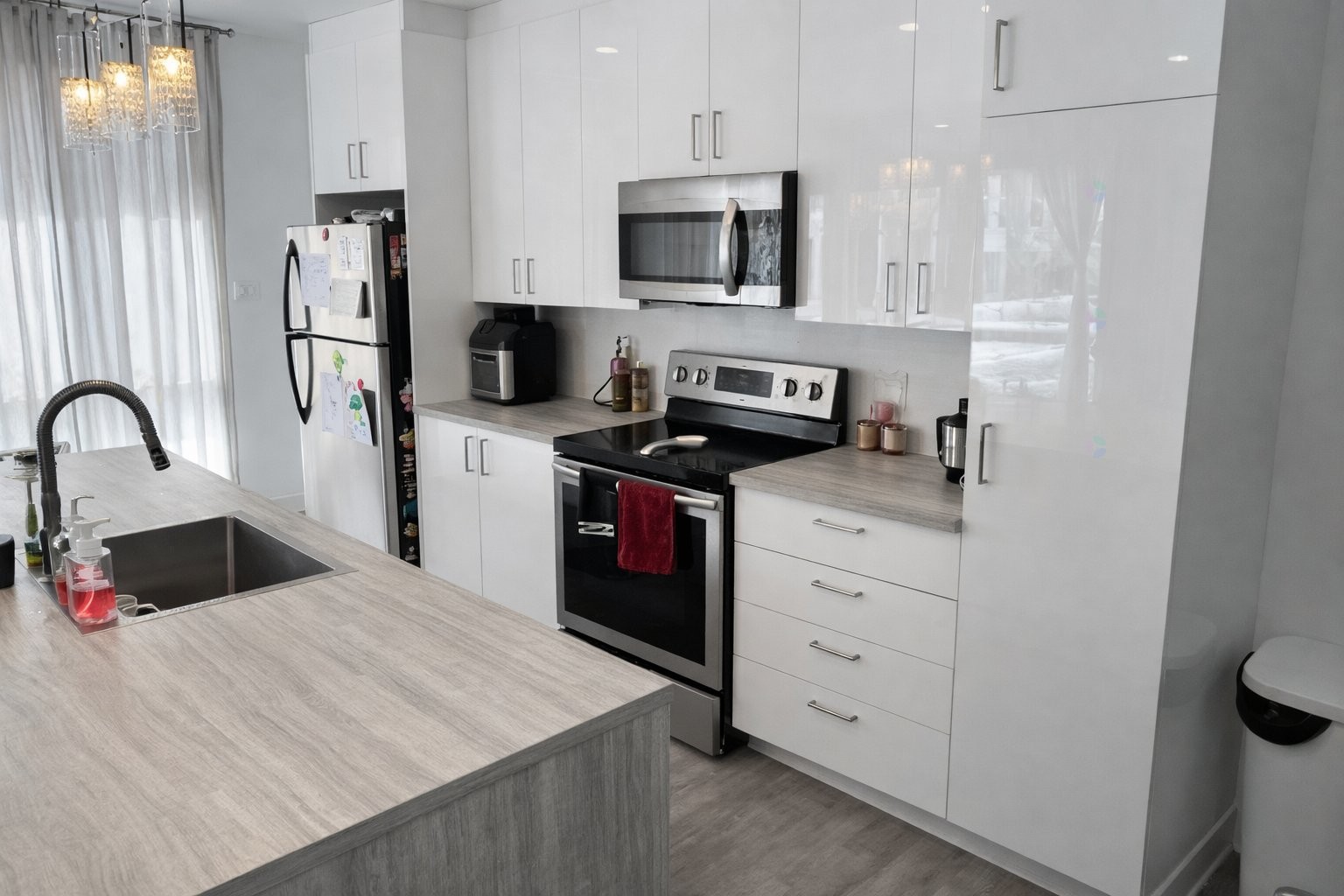 









3630


Rue Roland-Marquette

, 106,
Longueuil (Saint-Hubert),




QC
J3Y0T3

