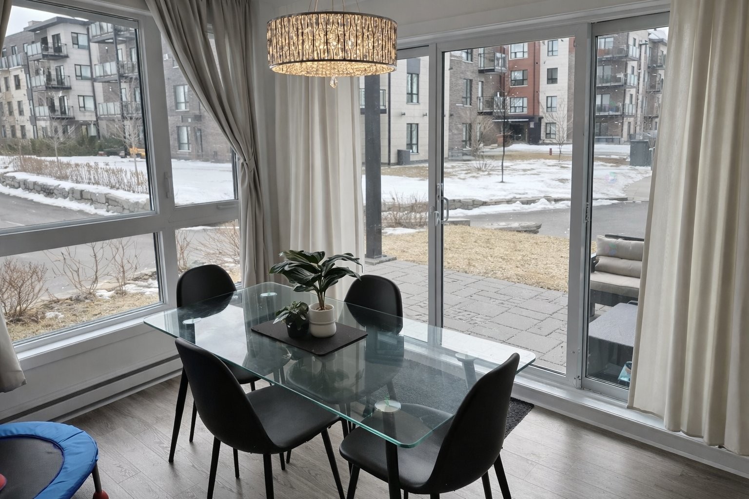 









3630


Rue Roland-Marquette

, 106,
Longueuil (Saint-Hubert),




QC
J3Y0T3

