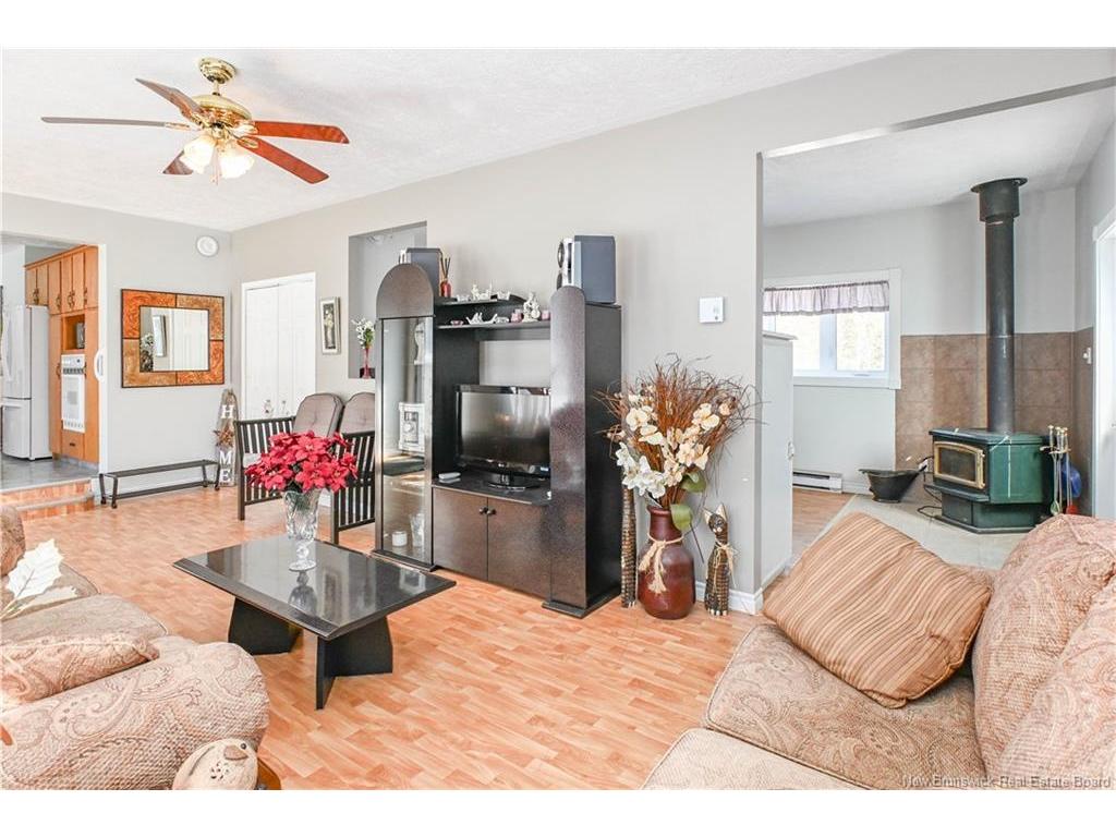









199


Saint-Simon

RD,
Caraquet,




NB
E1W 1B3

