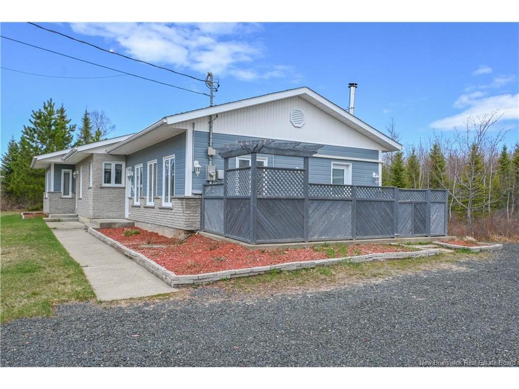 









199


Saint-Simon

RD,
Caraquet,




NB
E1W 1B3

