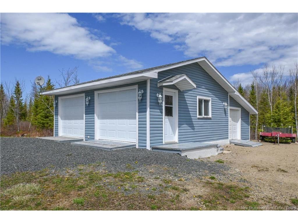 









199


Saint-Simon

RD,
Caraquet,




NB
E1W 1B3

