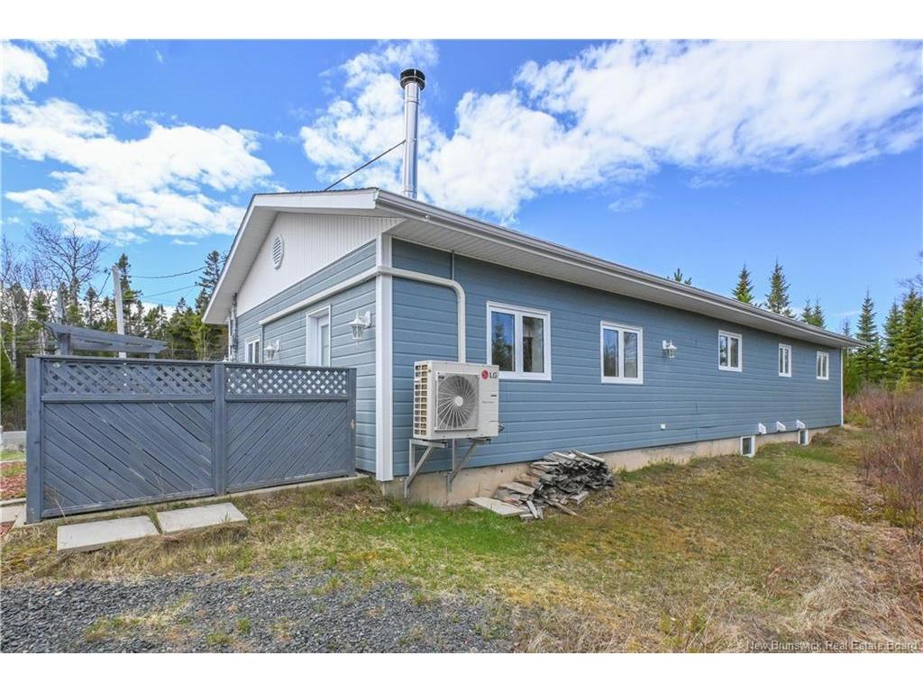 









199


Saint-Simon

RD,
Caraquet,




NB
E1W 1B3

