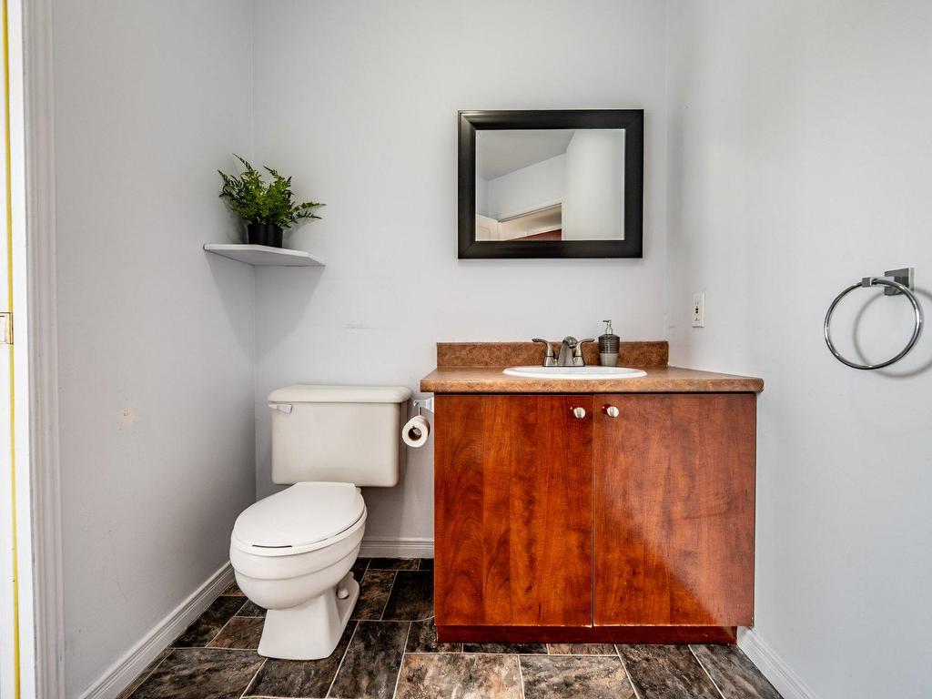 









6955


Rue de Saumur

,
Trois-Rivières,




QC
G9C1L3

