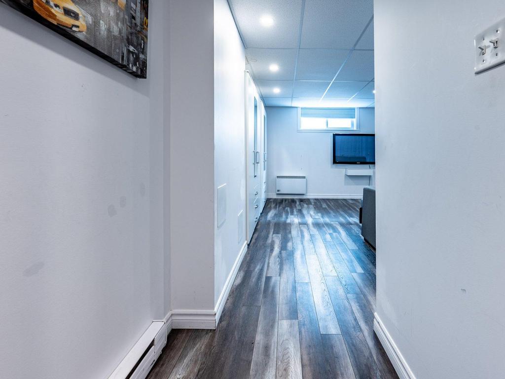 









6955


Rue de Saumur

,
Trois-Rivières,




QC
G9C1L3

