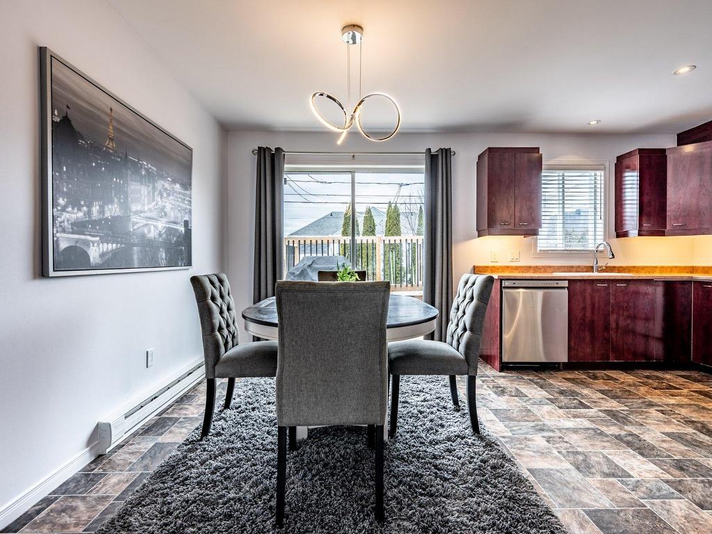 









6955


Rue de Saumur

,
Trois-Rivières,




QC
G9C1L3

