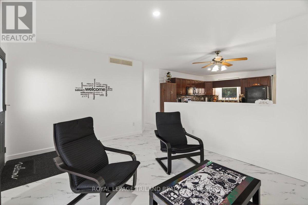 












14 WELLINGTON AVENUE

,
Southwest Middlesex (Appin),




Ontario
N0L1A0


