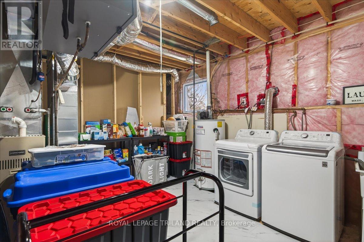 












14 WELLINGTON AVENUE

,
Southwest Middlesex (Appin),




Ontario
N0L1A0

