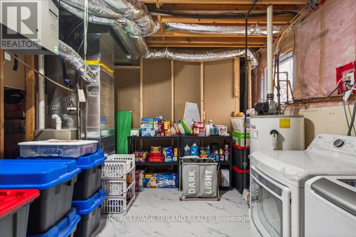 












14 WELLINGTON AVENUE

,
Southwest Middlesex (Appin),




Ontario
N0L1A0

