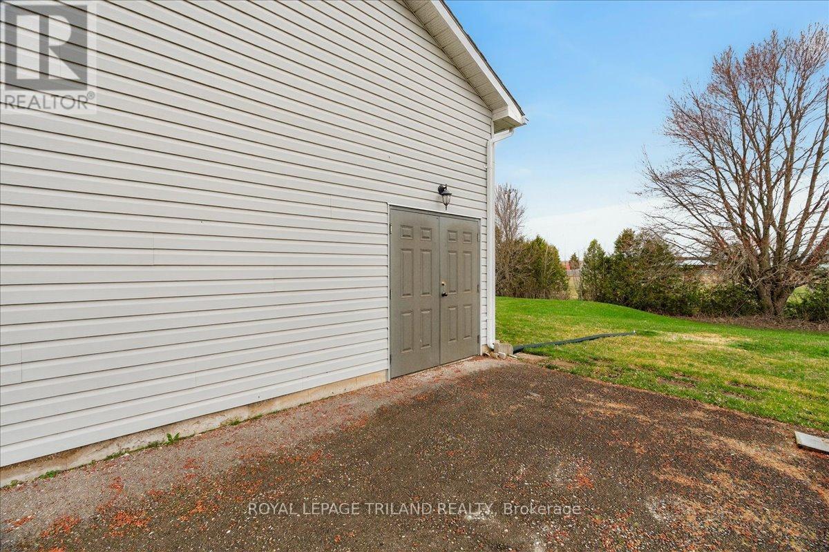 












14 WELLINGTON AVENUE

,
Southwest Middlesex (Appin),




Ontario
N0L1A0

