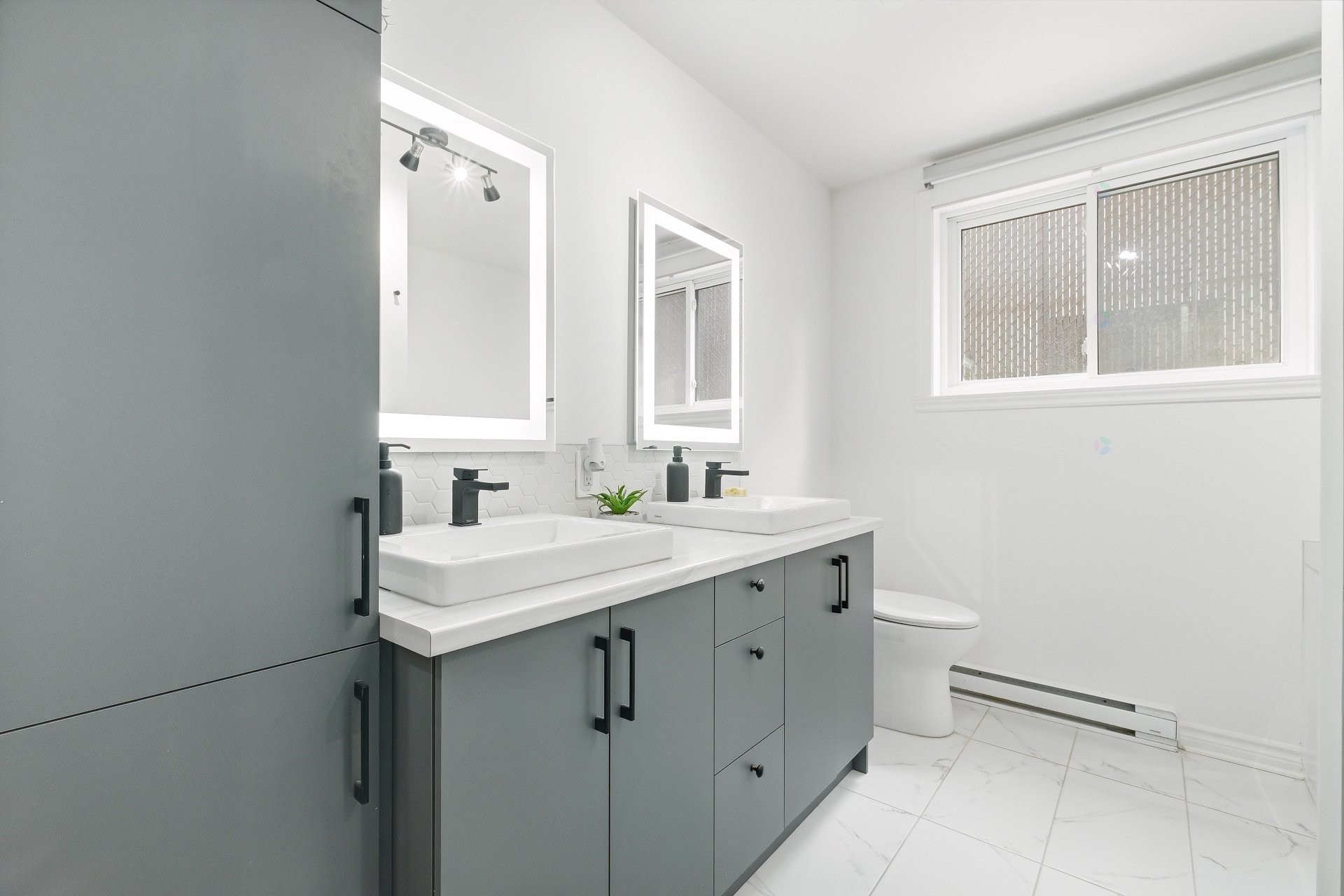 









756


Rue Richelieu

,
Saint-Roch-de-Richelieu,




QC
J0L2M0


