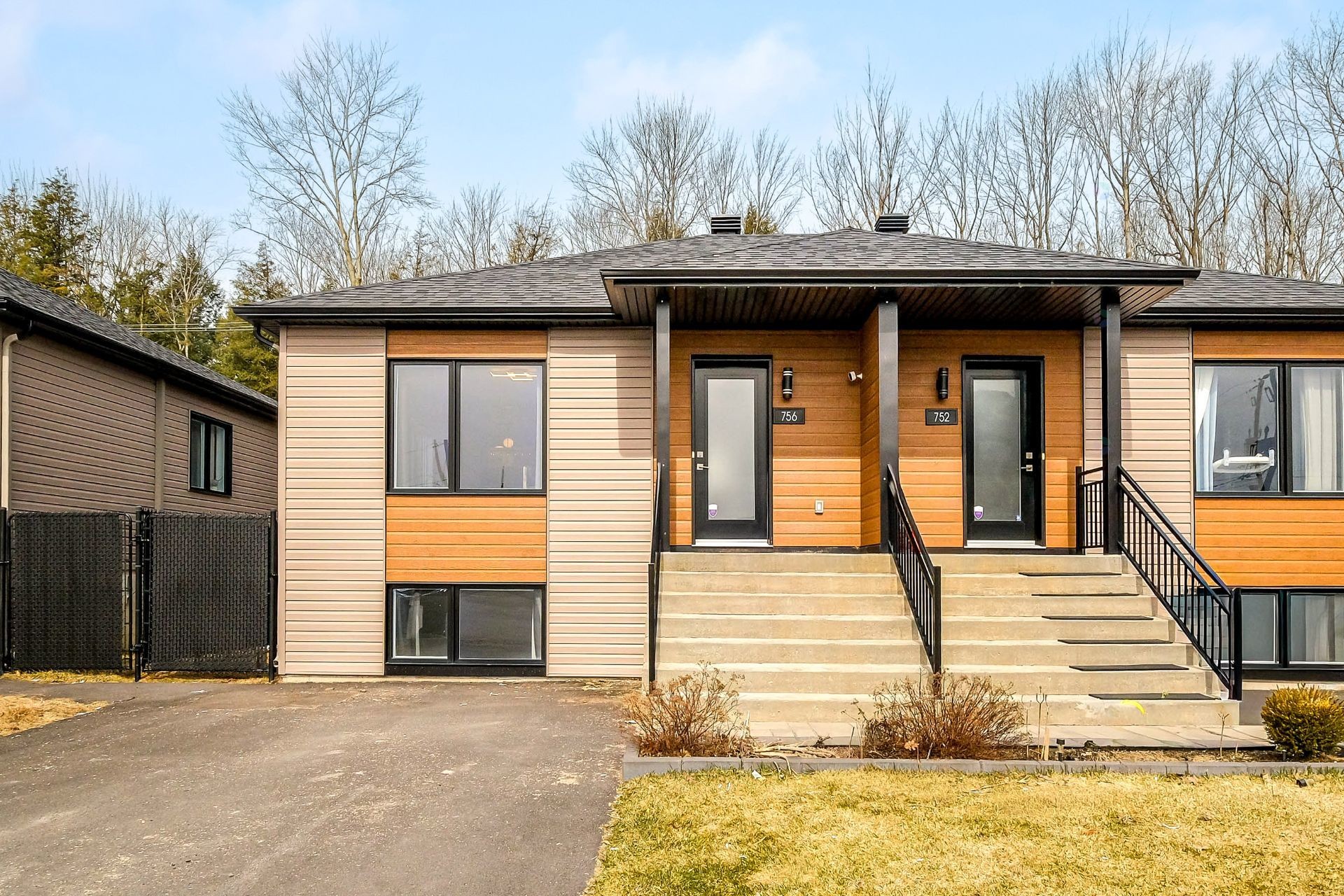 









756


Rue Richelieu

,
Saint-Roch-de-Richelieu,




QC
J0L2M0

