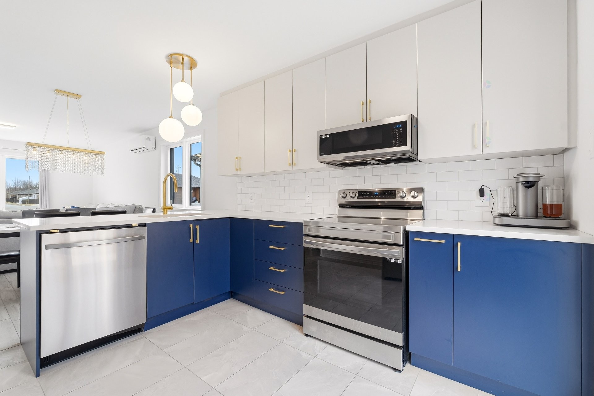 









756


Rue Richelieu

,
Saint-Roch-de-Richelieu,




QC
J0L2M0

