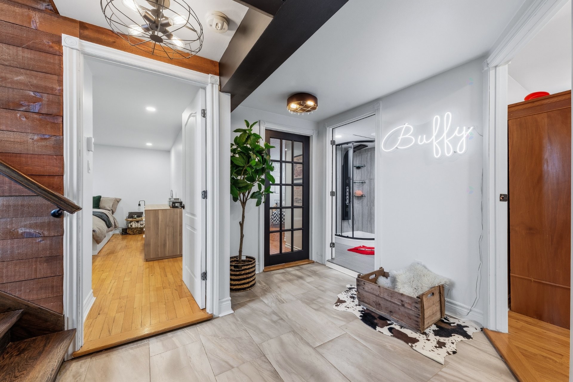 









1629


Av. Fonrouge

,
Chambly,




QC
J3L4Y7

