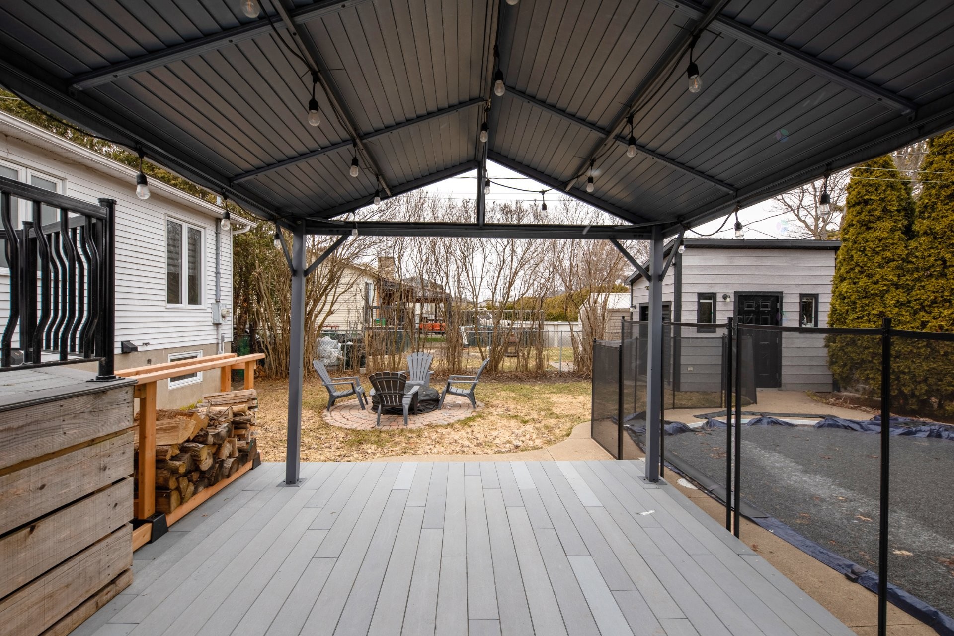 









1629


Av. Fonrouge

,
Chambly,




QC
J3L4Y7

