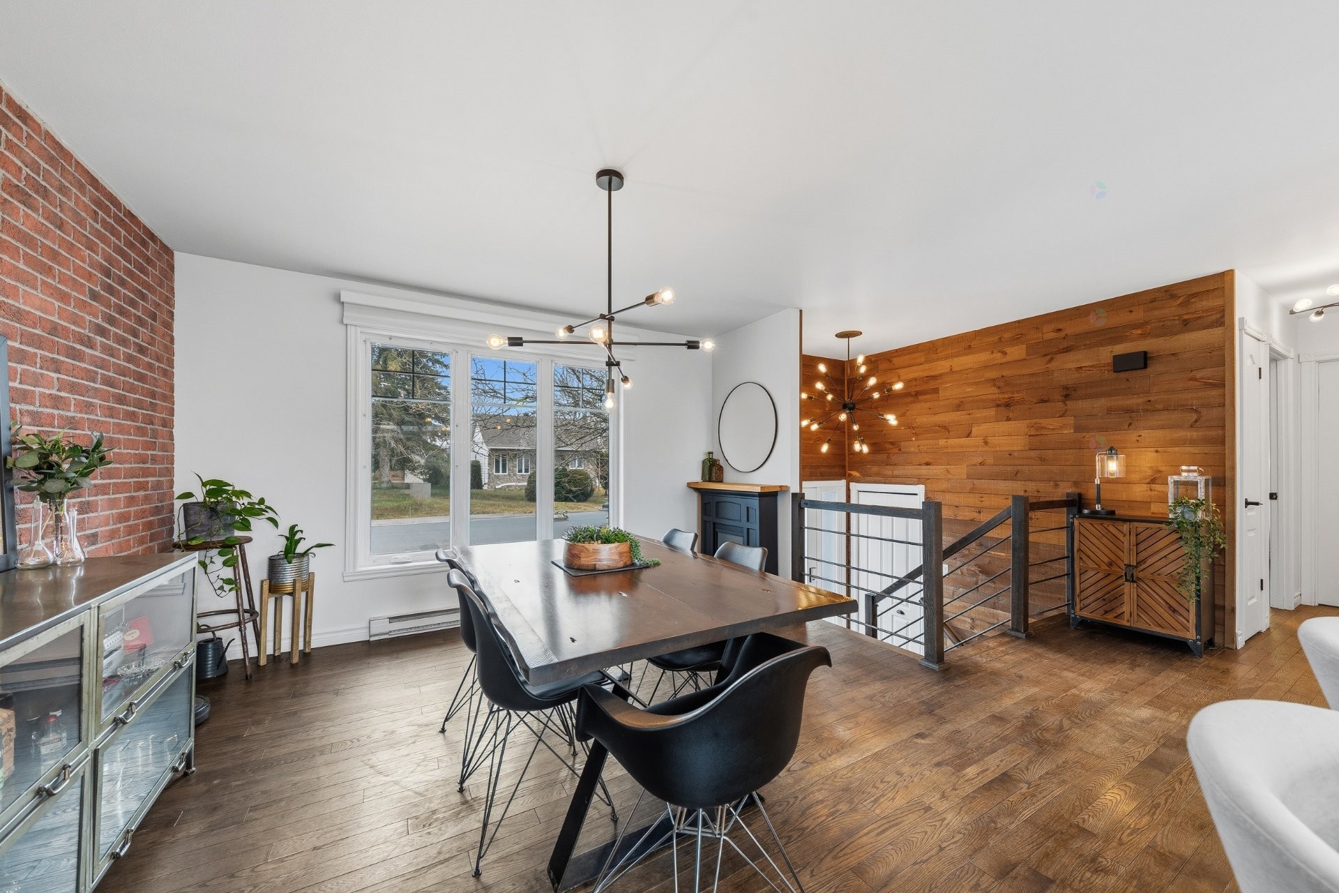 









1629


Av. Fonrouge

,
Chambly,




QC
J3L4Y7

