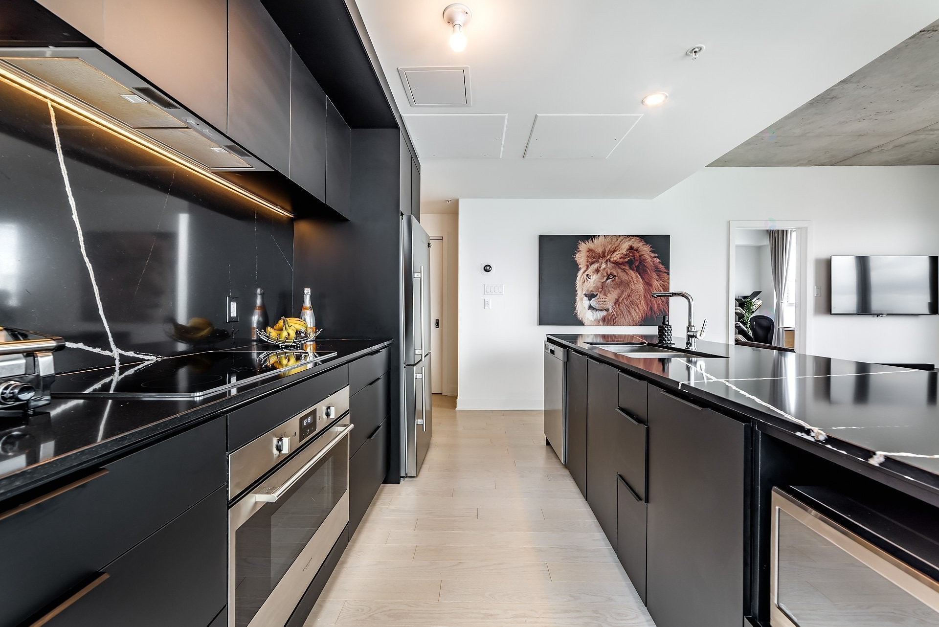 









60


Rue de l'Éclipse

, 1422,
Brossard,




QC
J4Z0T8

