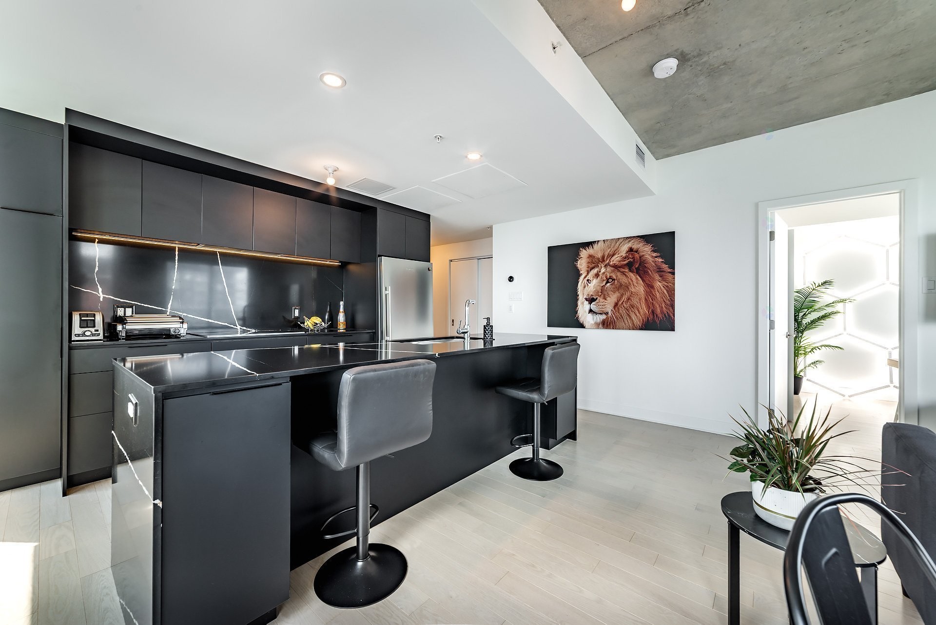 









60


Rue de l'Éclipse

, 1422,
Brossard,




QC
J4Z0T8

