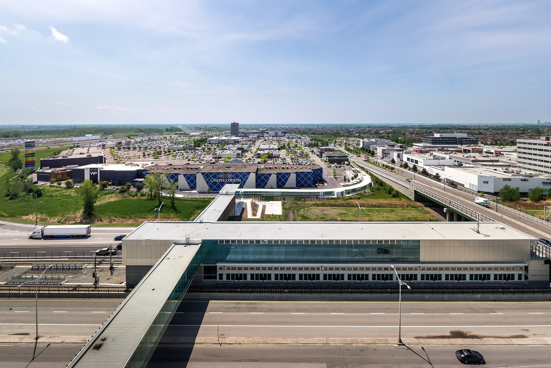 









60


Rue de l'Éclipse

, 1422,
Brossard,




QC
J4Z0T8

