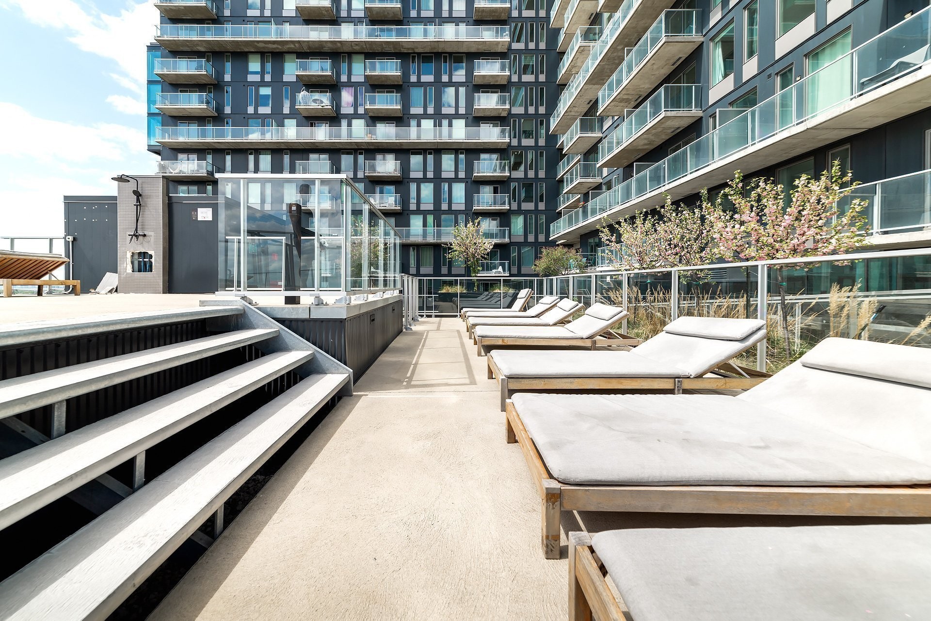 









60


Rue de l'Éclipse

, 1422,
Brossard,




QC
J4Z0T8

