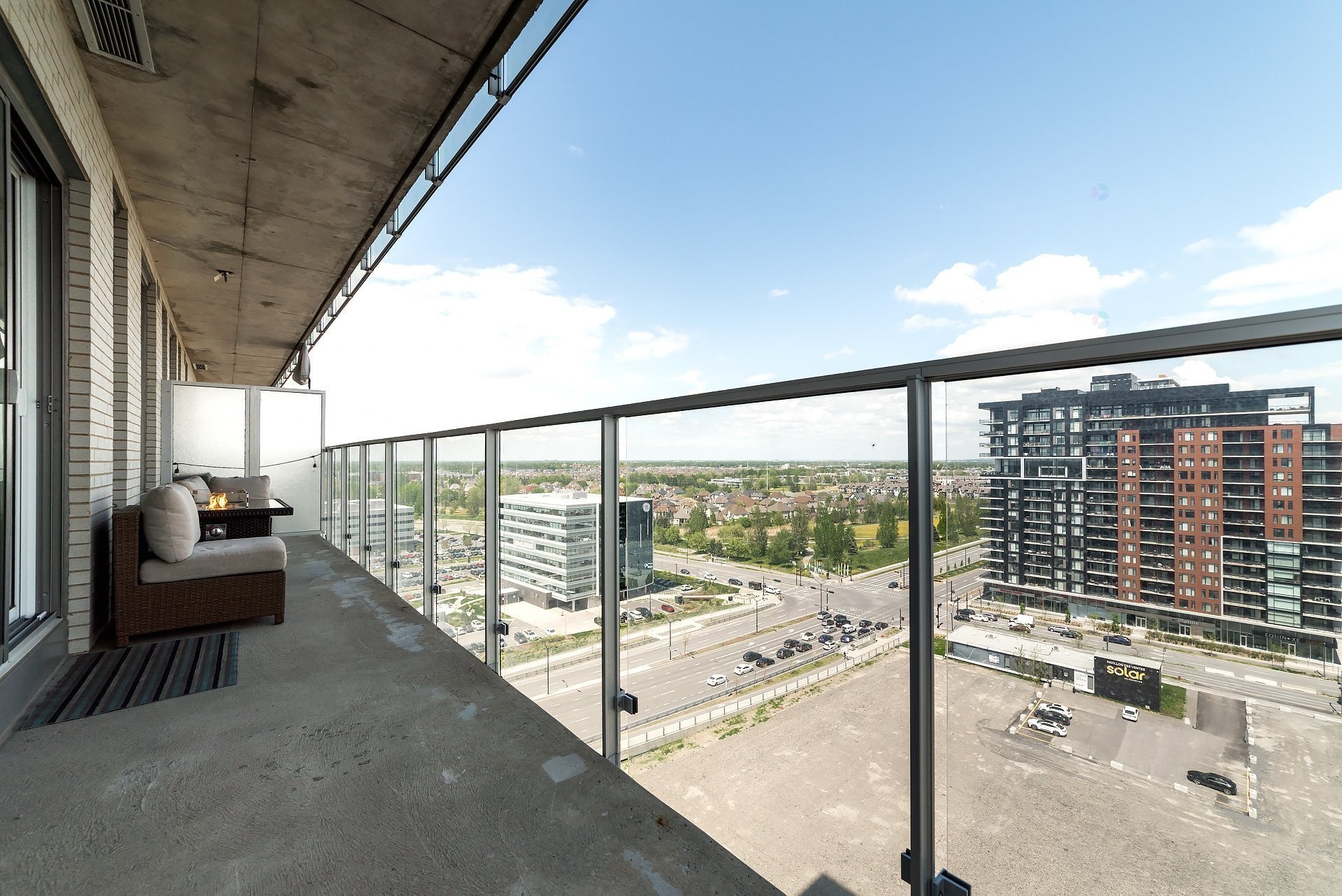 









60


Rue de l'Éclipse

, 1422,
Brossard,




QC
J4Z0T8

