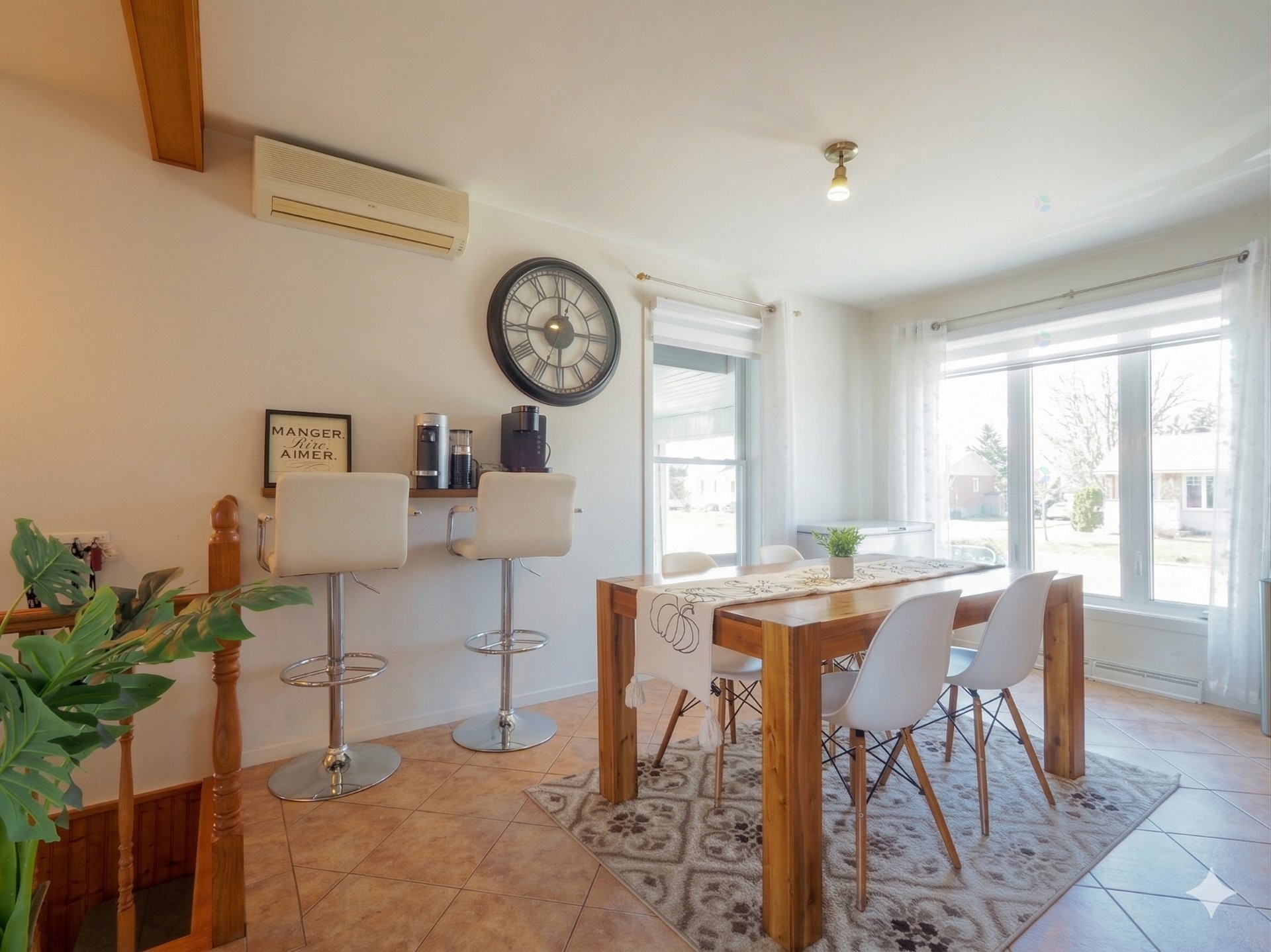 









1385


5e Rue

,
Trois-Rivières,




QC
G8Y2W3

